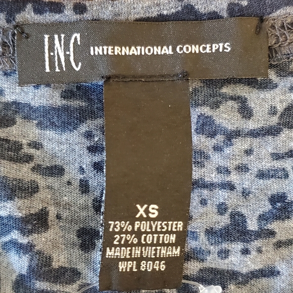 NWOT INC Navy Lace Print Top - Picture 3 of 4